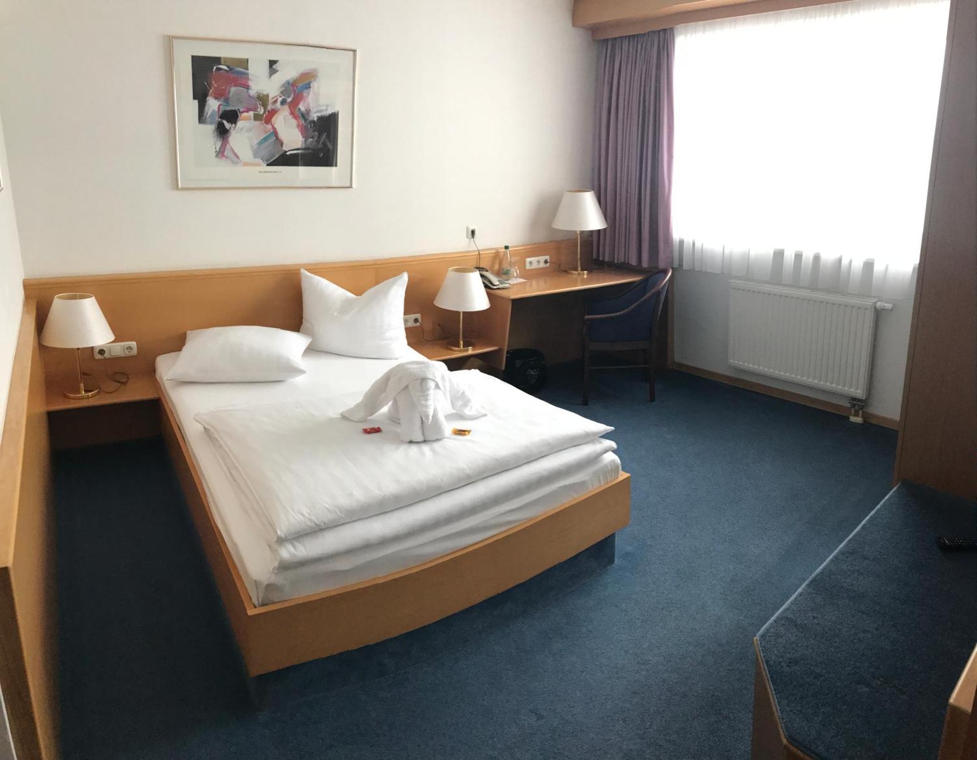 Hotel Bavaria Brehna Eksteriør billede